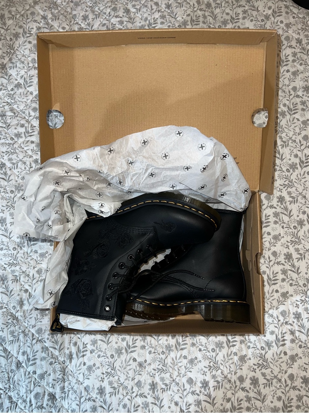 Dr. Martens 1460 Vonda Mono Floral Boots